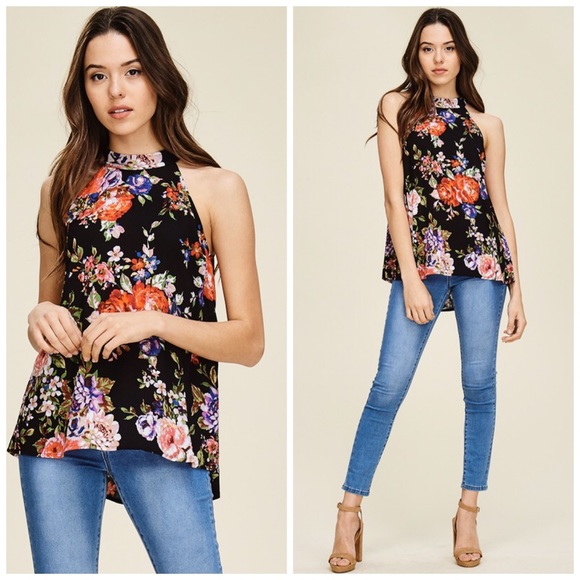 LAST 1! 🌹My Favorite! 🌹  Black Floral Swing Top! - Picture 3 of 5